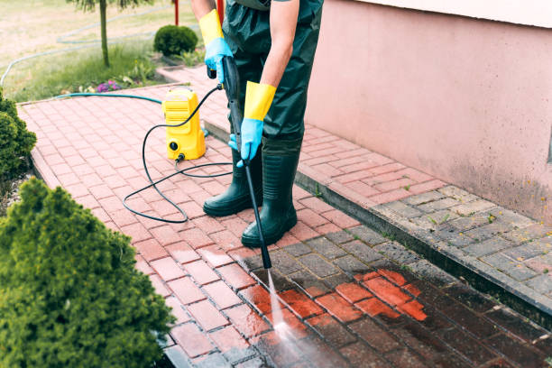 Why Choose Our Certified Pressure Washing Experts for Your Project Needs in Townsend, MT?